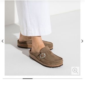 Birkenstock Buckley Clogs with Fur NWOT